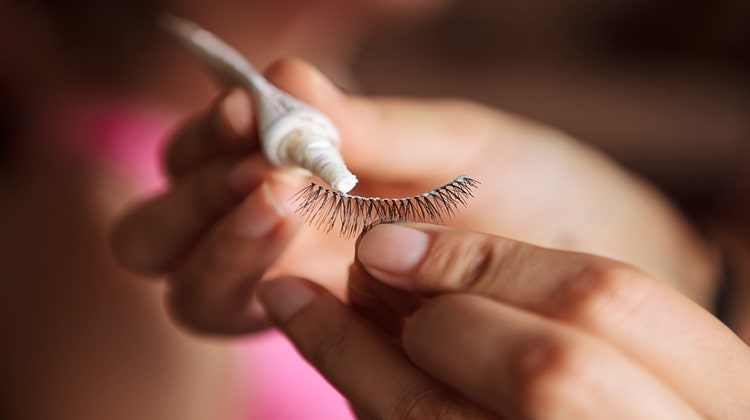 Do Eyelash Extensions Really Worth It?